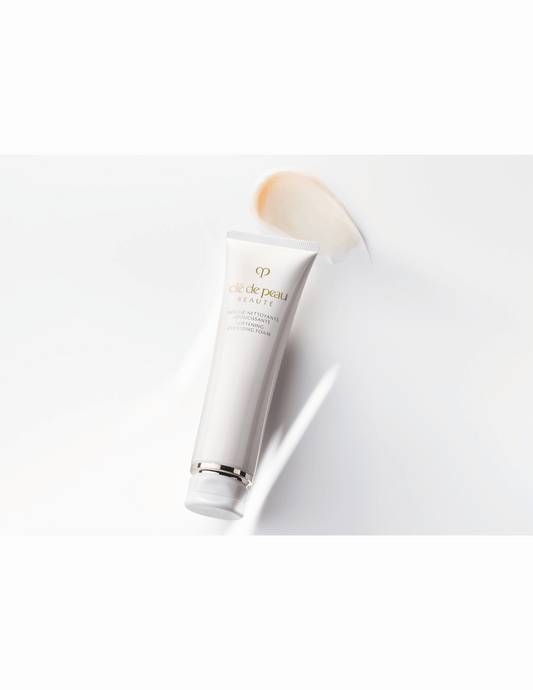 Clé de Peau Beauté Softening Cleansing Foam - Unique Bunny